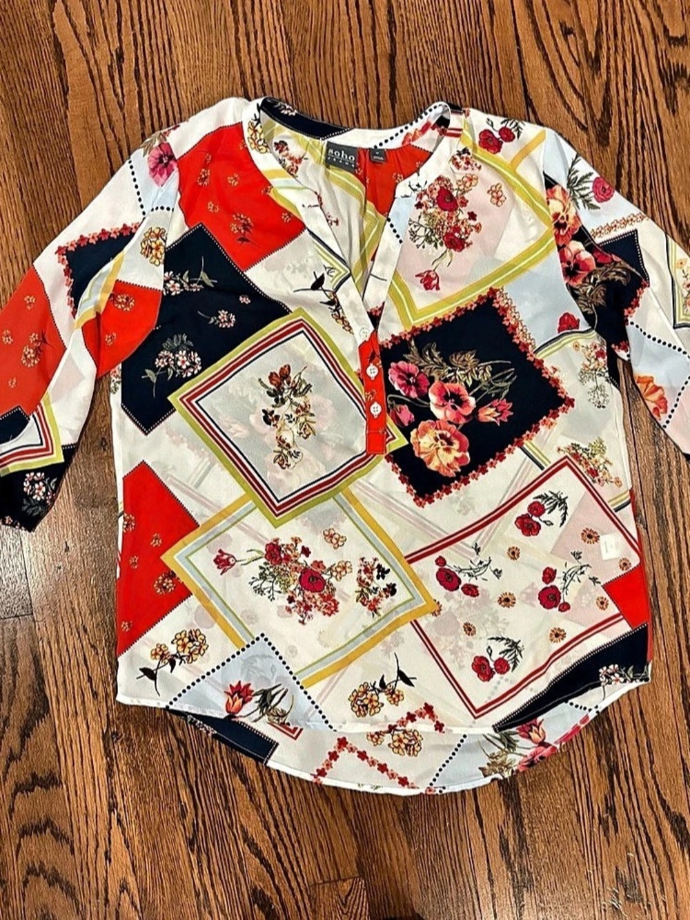 Soho Jeans Floral Patchwork Blouse in Red & White Size Medium